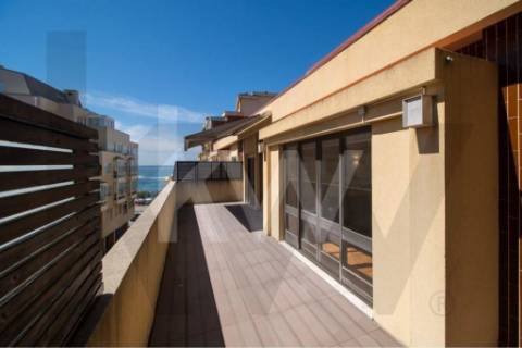 Excelente apartamento T2, na 2 ª linha mar - Foz 