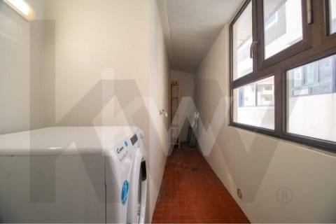 Excelente apartamento T2, na 2 ª linha mar - Foz 