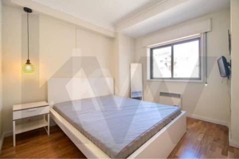 Excelente apartamento T2, na 2 ª linha mar - Foz 