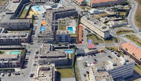 Terreno para construção de (16) garagens em Lavra