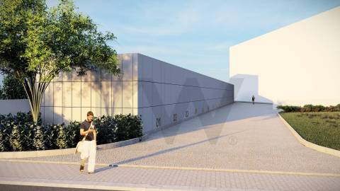 Terreno para construção de (16) garagens em Lavra