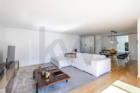 FANTÁSTICO APARTAMENTO T2 DE LUXO EM MATOSINHOS SUL