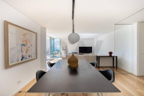 FANTÁSTICO APARTAMENTO T2 DE LUXO EM MATOSINHOS SUL