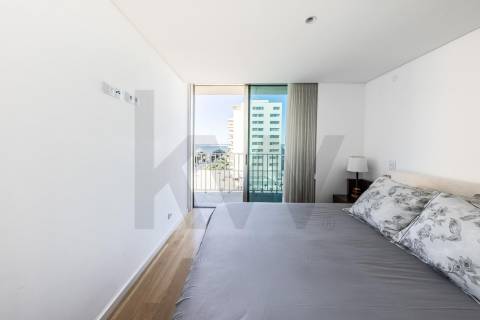 FANTÁSTICO APARTAMENTO T2 DE LUXO EM MATOSINHOS SUL