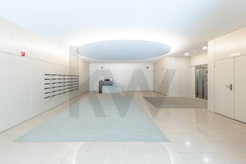 FANTÁSTICO APARTAMENTO T2 DE LUXO EM MATOSINHOS SUL