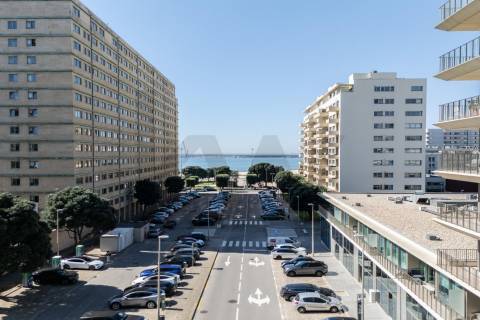 FANTÁSTICO APARTAMENTO T2 DE LUXO EM MATOSINHOS SUL