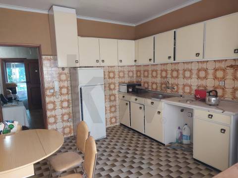Apartamento T2 em Ermesinde com 104  m2,garagem BOX e varanda