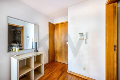 Apartamento T1 na Foz com vista para o mar incrível - Arrendamento - Marechal Saldanha