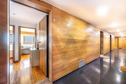 Apartamento T1 na Foz com vista para o mar incrível - Arrendamento - Marechal Saldanha