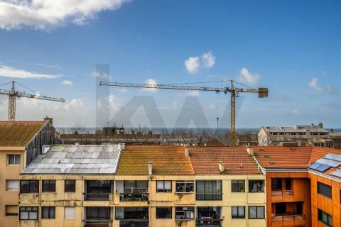 Apartamento T1 na Foz com vista para o mar incrível - Arrendamento - Marechal Saldanha