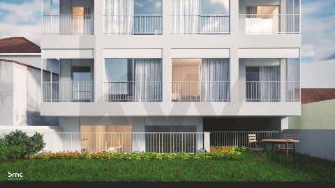 T1 novo, com varanda, garagem, no centro de Leça da Palmeira