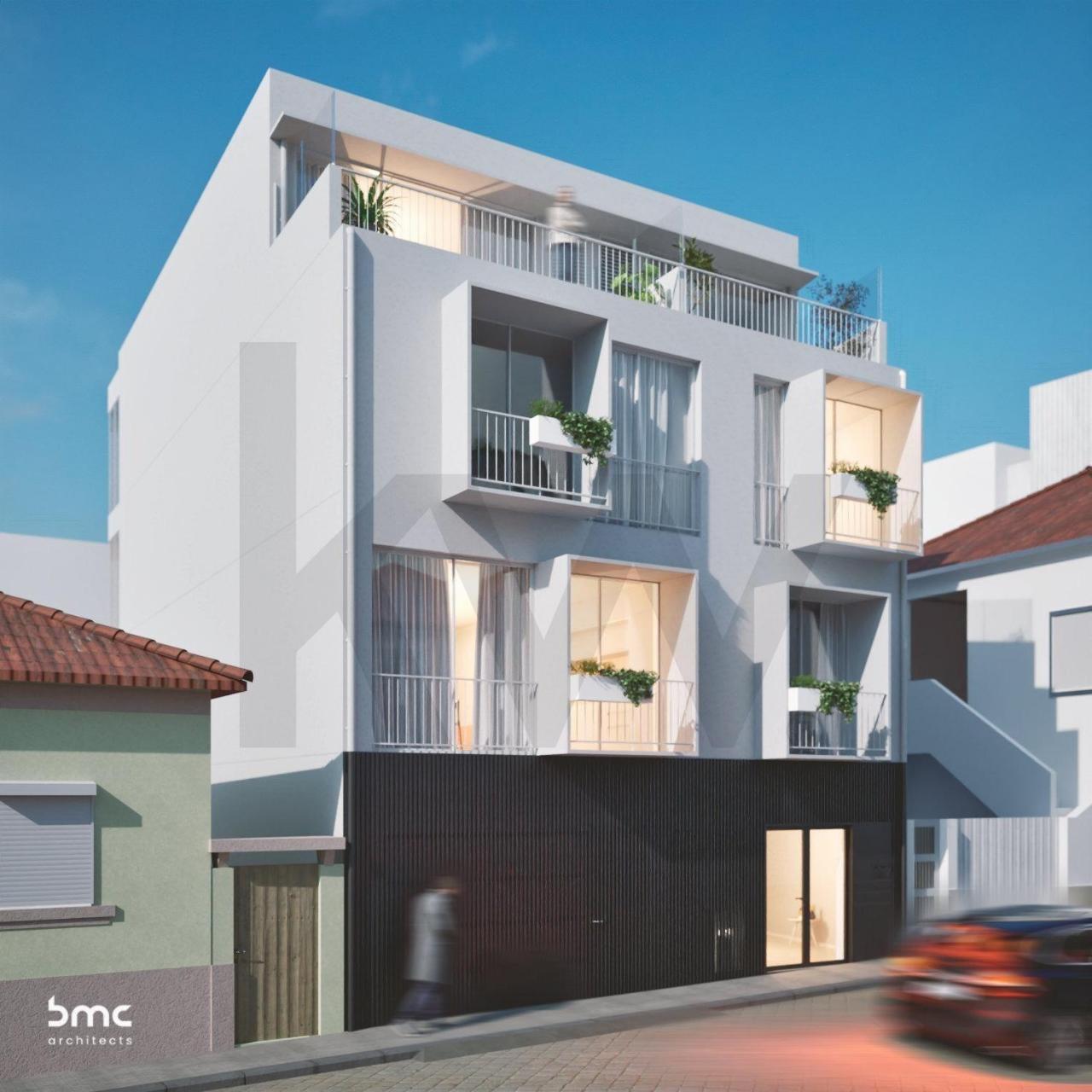 T1 kit com terraço a poente, no centro de Leça da Palmeira