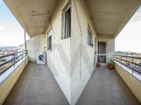 APARTAMENTO T1+1 VILAR DE ANDORINHO (GAIA)