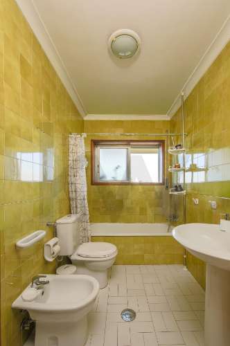 APARTAMENTO T1+1 VILAR DE ANDORINHO (GAIA)