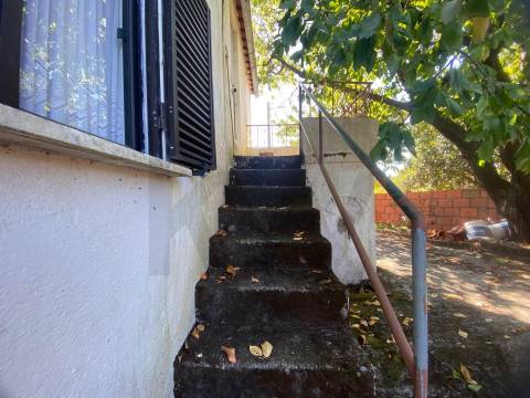 🏡 Moradia T3 no centro da aldeia de Enxames, Fundão