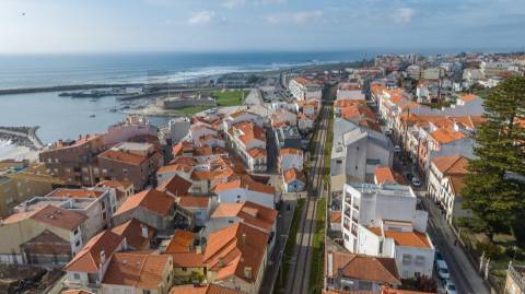 Pequena moradia de praia - Vila Praia de Âncora