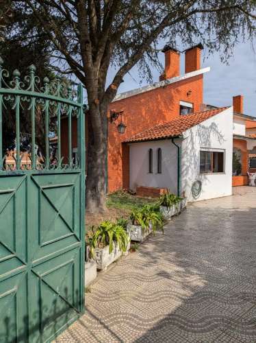 moradia isolada cheia de personalidade!