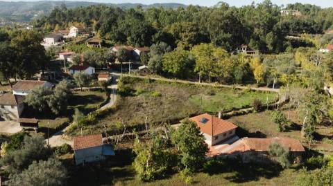 Terreno Urbano à Venda em Celorico de Basto