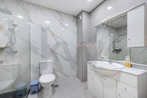 Andar Moradia T3 com garagem fechada e jardim Monte Córdova Santo Tirso