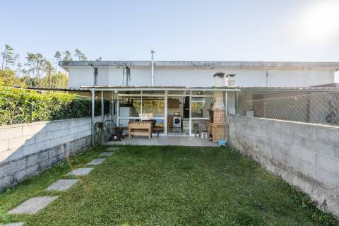 Andar Moradia T3 com garagem fechada e jardim Monte Córdova Santo Tirso