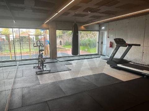 T2 de Luxo no  Porthillside Residence  condomínio fechado 