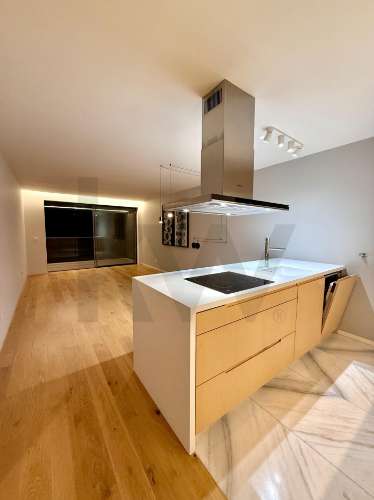 T2 de Luxo no  Porthillside Residence  condomínio fechado 