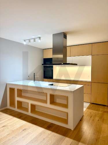 T2 de Luxo no  Porthillside Residence  condomínio fechado 