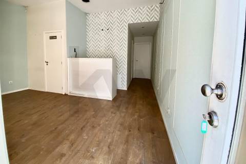 Loja para arrendamento na Rua do Rosário, nº 47 – Porto