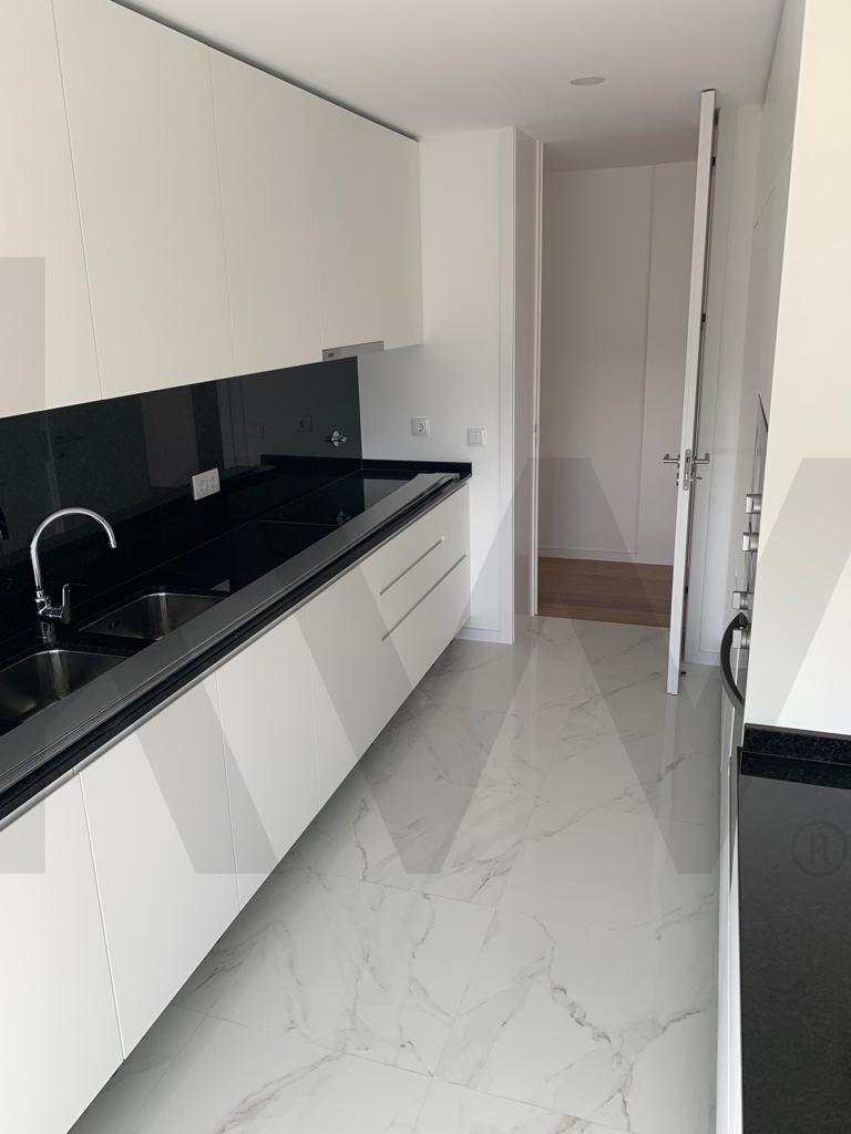 💎 Exclusividade e Prestígio: O Seu T4 de Sonho no Náutilus Parque, Matosinhos Sul 🌊🌳