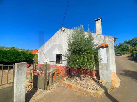 Quinta em Quintas da Torre – Rapoula, Fundão 