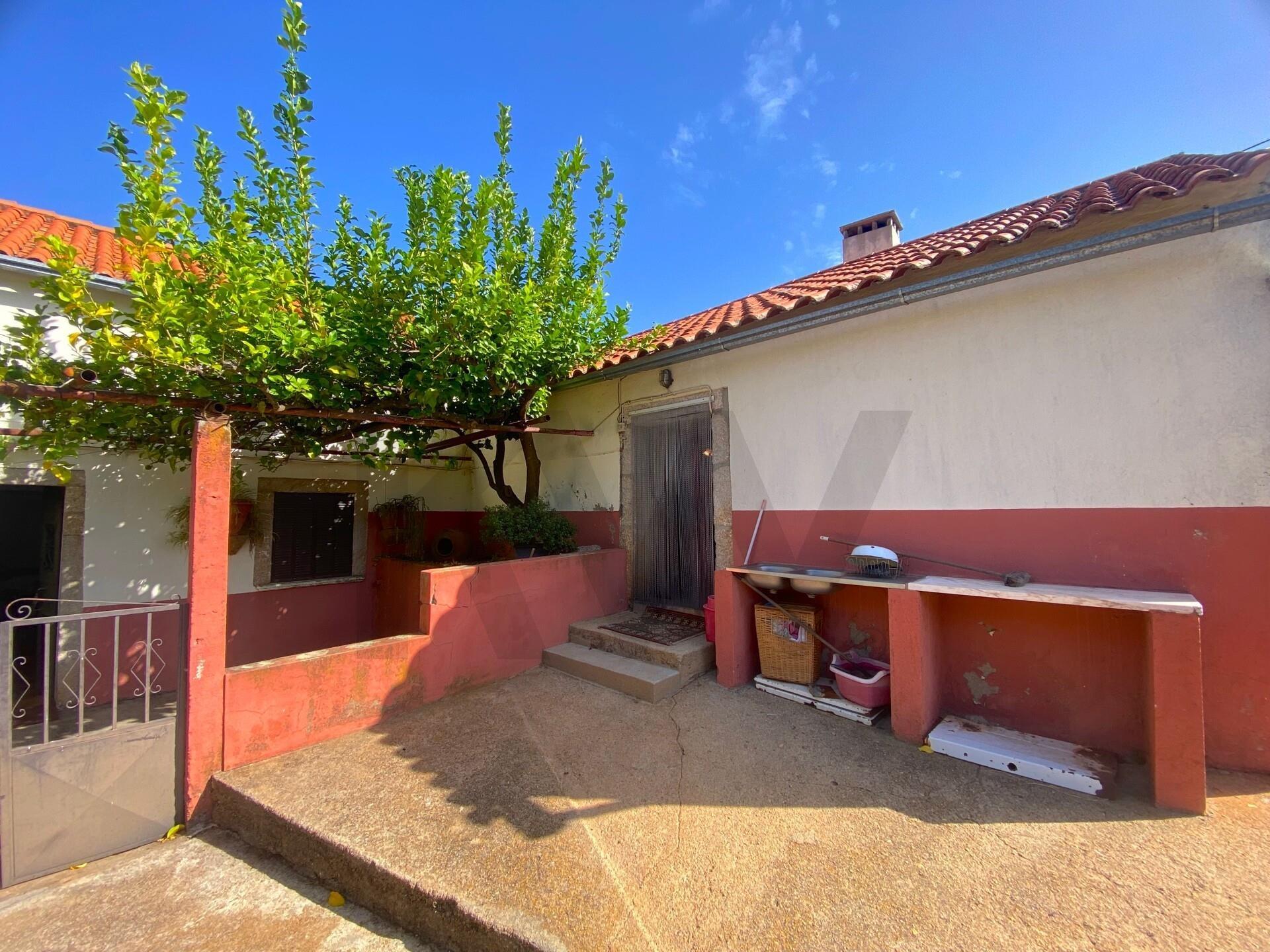 Quinta em Quintas da Torre – Rapoula, Fundão 