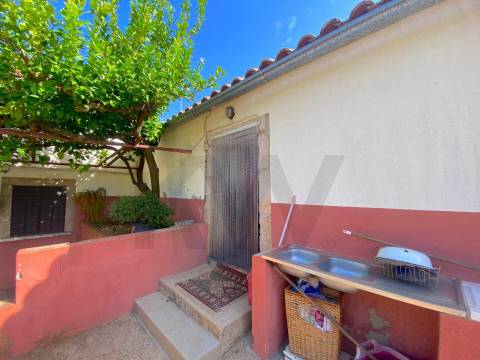 Quinta em Quintas da Torre – Rapoula, Fundão 