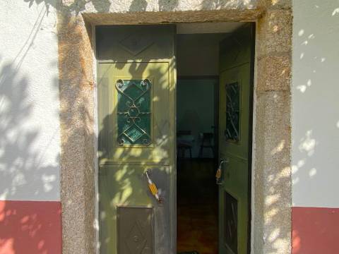 Quinta em Quintas da Torre – Rapoula, Fundão 