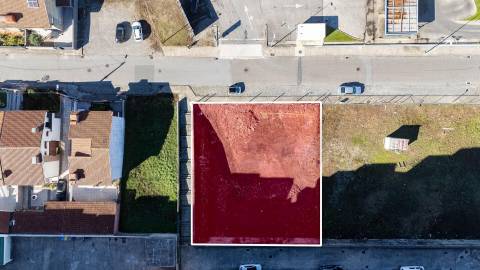 Oportunidade única -Terreno com loteamento aprovado para 18  Fogos.