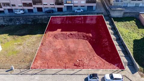 Oportunidade única -Terreno com loteamento aprovado para 18  Fogos.