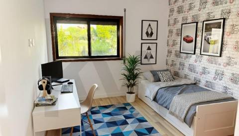 T2 em Canidelo, Vila Nova de Gaia, 500 metros da Praia. 1º andar com elevador e garagem individual