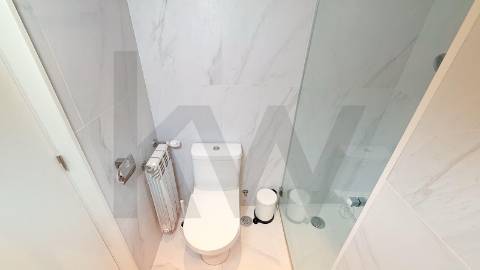 T2 em Canidelo, Vila Nova de Gaia, 500 metros da Praia. 1º andar com elevador e garagem individual