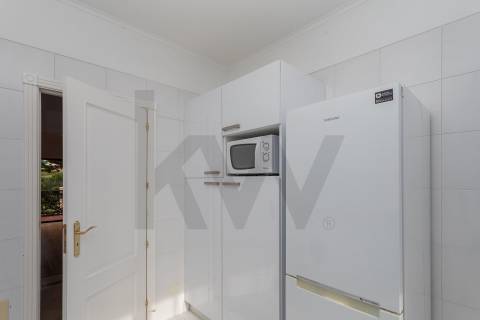 T2 na Quinta da Beloura | Acesso Direto do Terraço para Jardim e Piscina