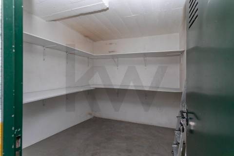 T2 na Quinta da Beloura | Acesso Direto do Terraço para Jardim e Piscina