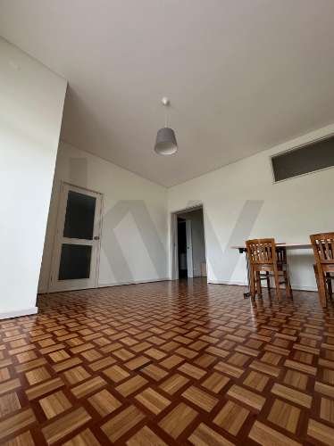 Apartamento paraT2 para Arrendamento