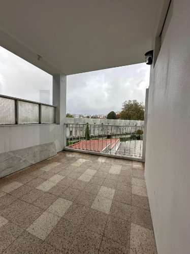 Apartamento paraT2 para Arrendamento