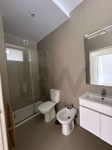 Apartamento paraT2 para Arrendamento