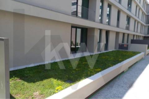 T1 para rendimento na Rua Sousa Aroso. No Litoral Living, Condomínio Fechado em Matosinhos Sul