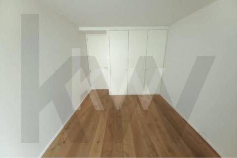 T1 para rendimento na Rua Sousa Aroso. No Litoral Living, Condomínio Fechado em Matosinhos Sul