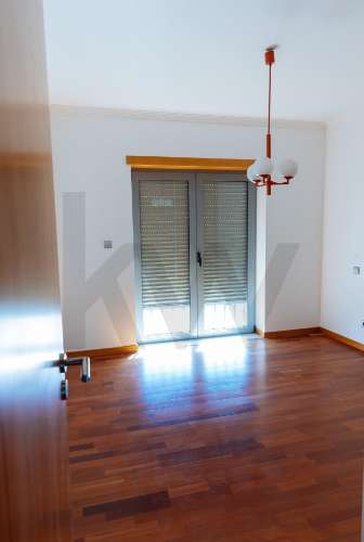 🏡 Apartamento T3 em Trancoso – Zona calma e próxima de todos os serviços