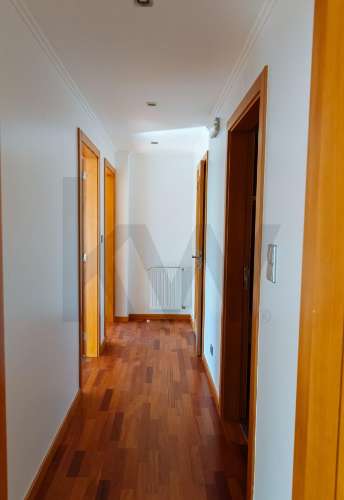 🏡 Apartamento T3 em Trancoso – Zona calma e próxima de todos os serviços