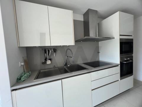 Apartamento T3 com vista fantástica sobre rio Douro