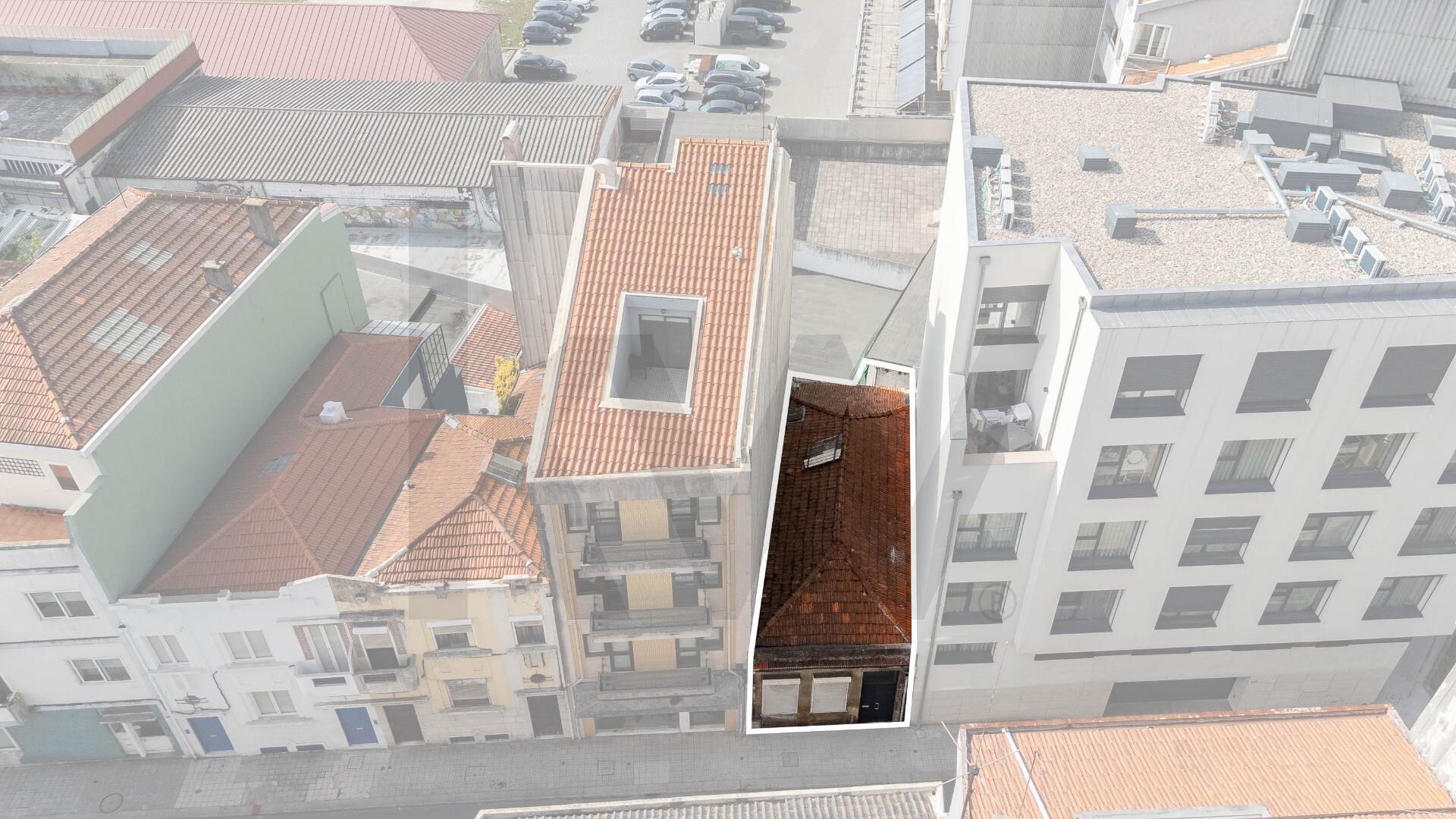 Prédio com potencial de construção, Boavista / Cedofeita / Porto