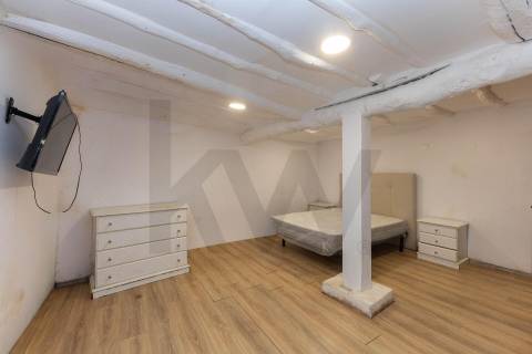 Prédio com potencial de construção, Boavista / Cedofeita / Porto