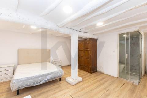 Prédio com potencial de construção, Boavista / Cedofeita / Porto